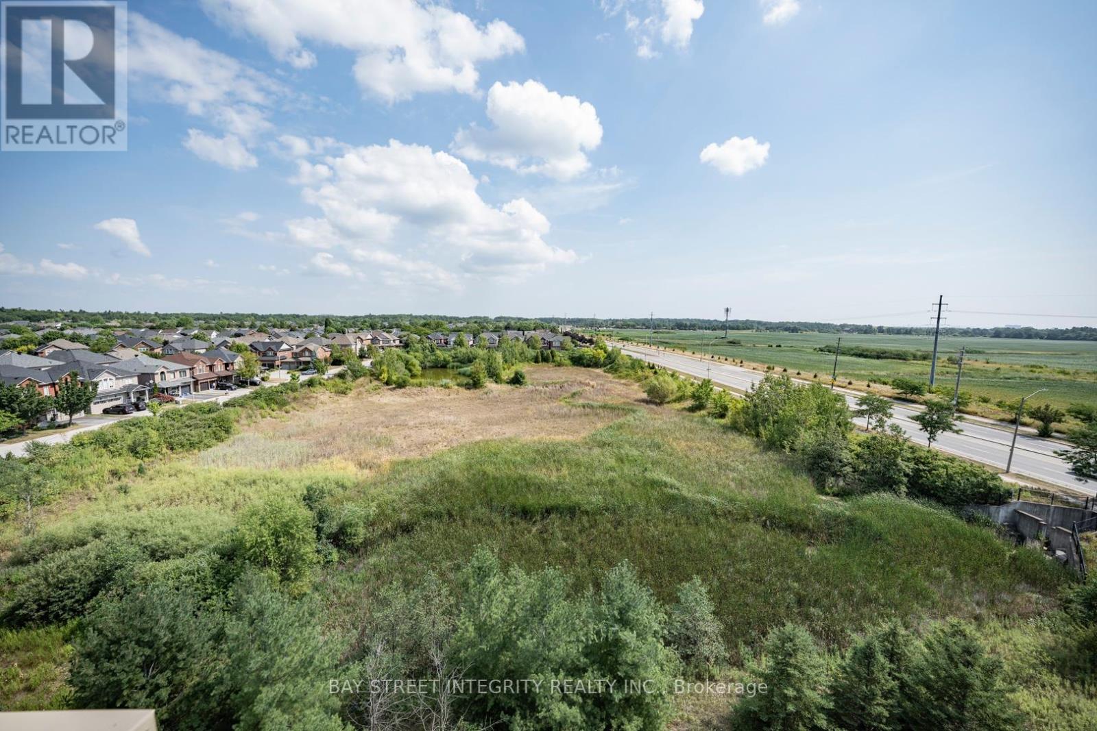Photo 10 of 307 5327 Upper Middle Road, Burlington ON