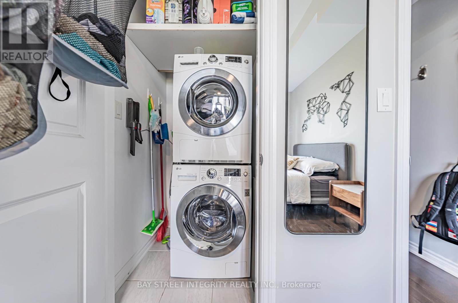 Photo 1 of 307 5327 Upper Middle Road, Burlington ON