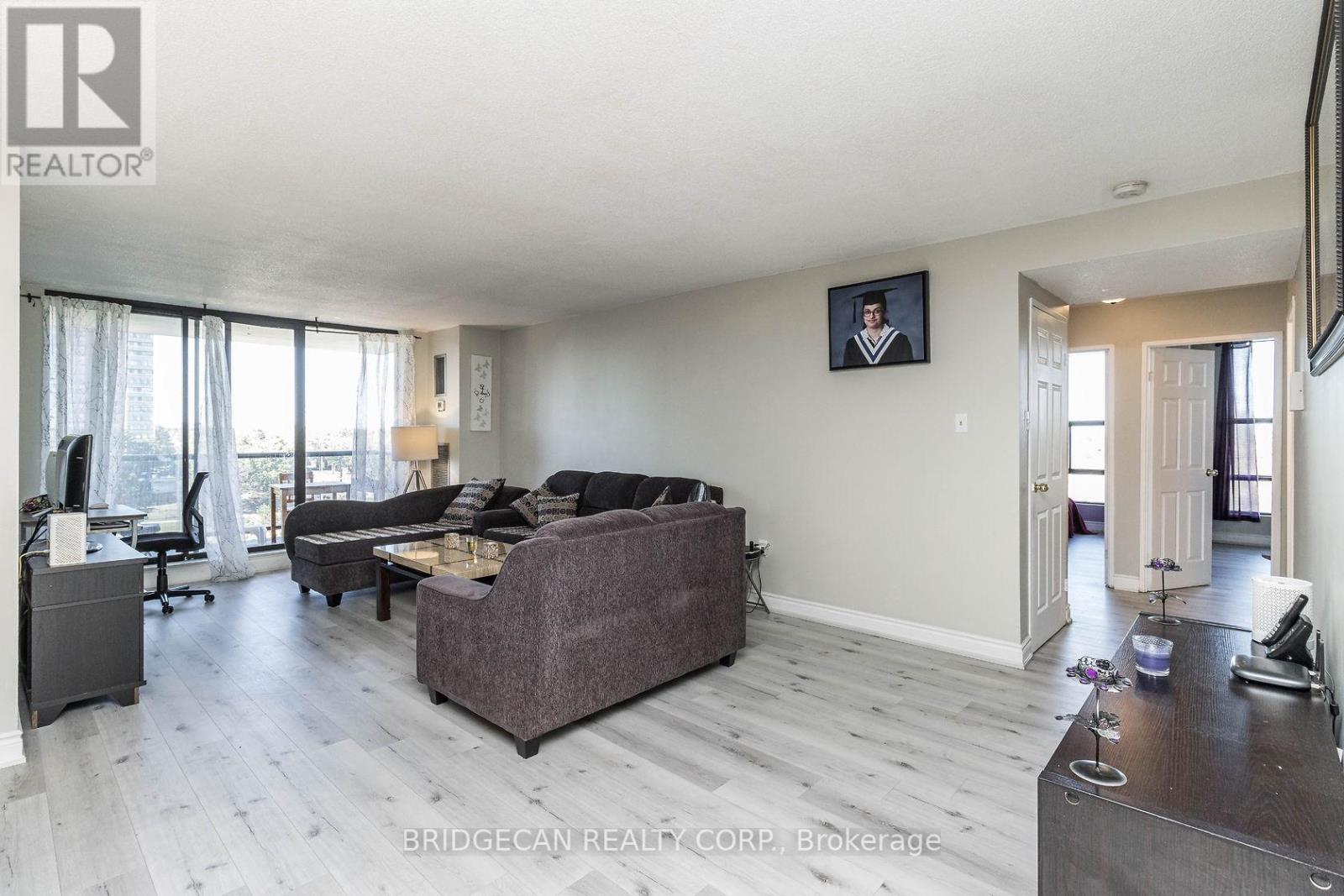 Photo 24 of 602 21 Knightsbridge Road, Brampton ON
