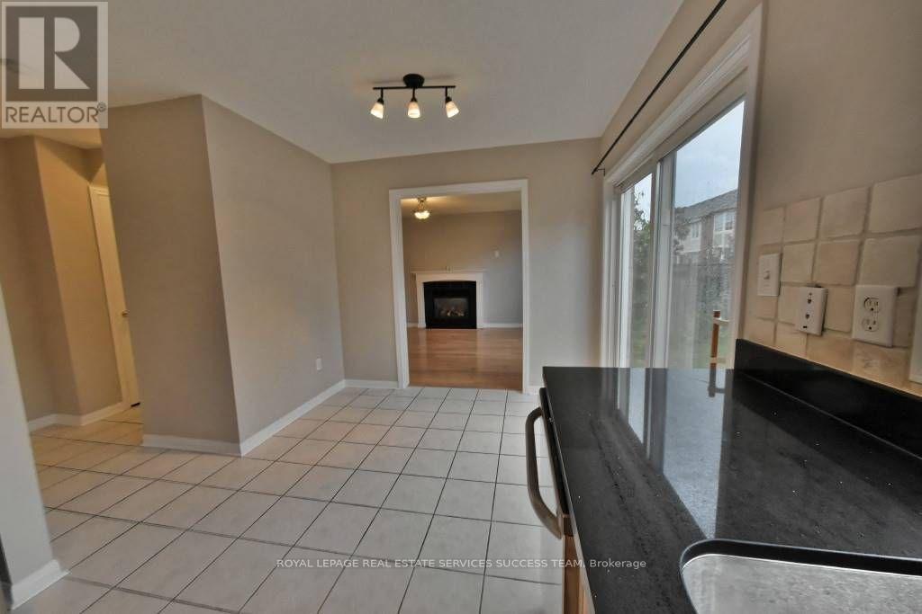 Photo 24 of 1652 Beaty Trail, Milton ON