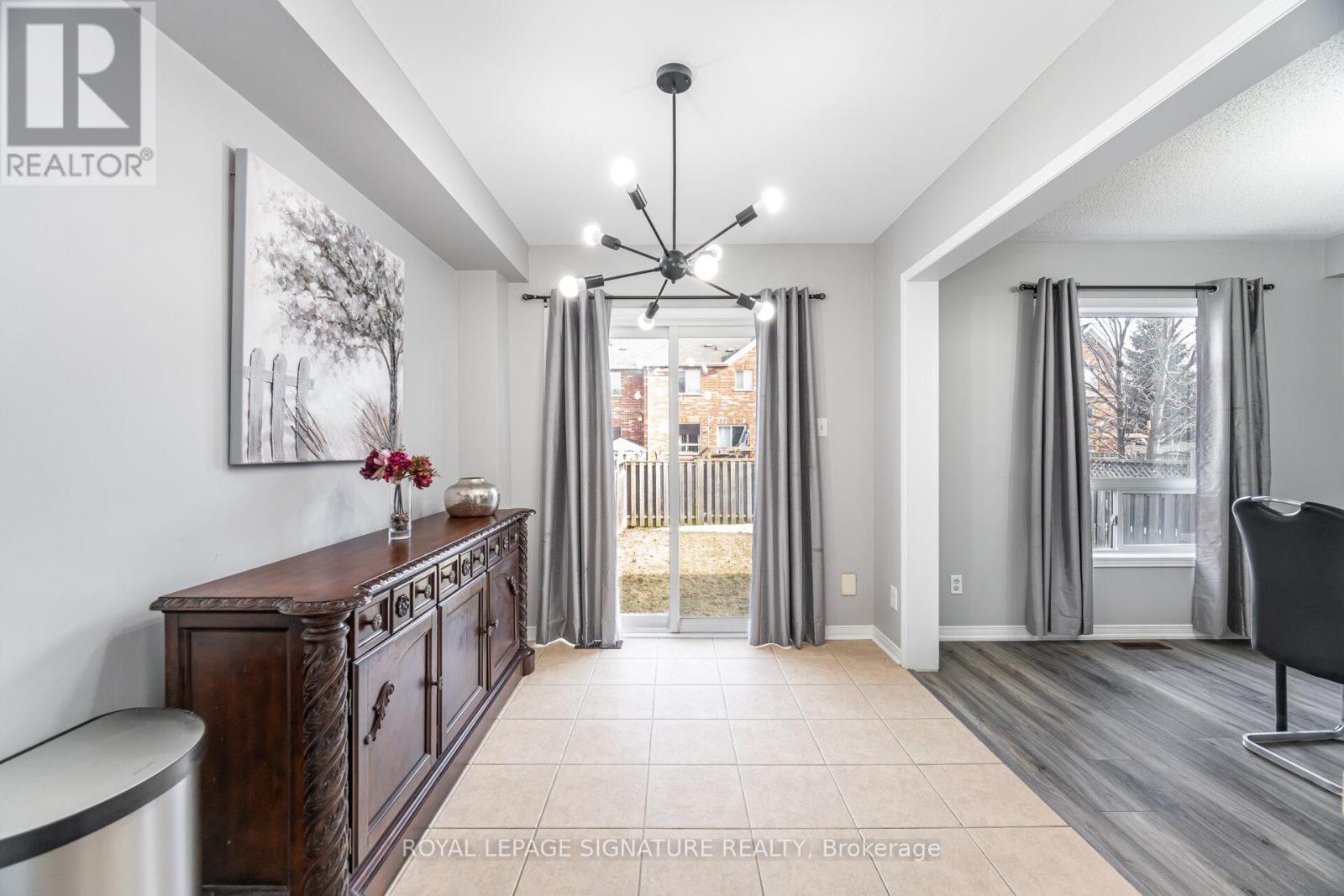 Photo 13 of 3990 Skyview Street S, Mississauga ON
