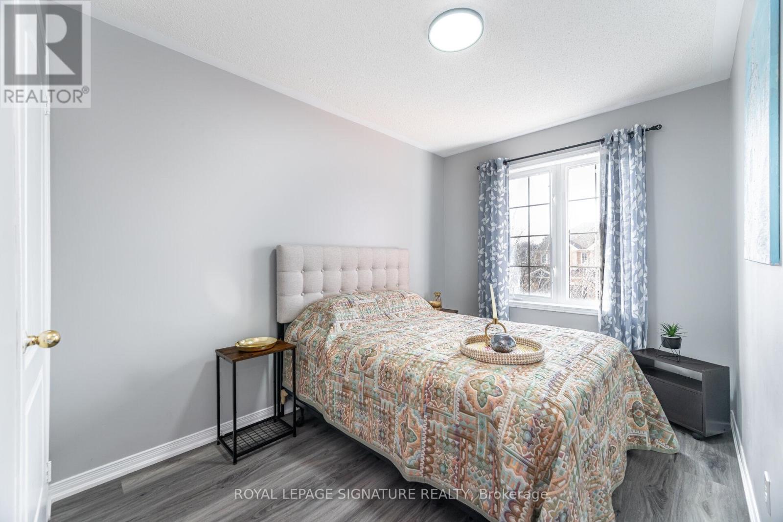 Photo 26 of 3990 Skyview Street S, Mississauga ON