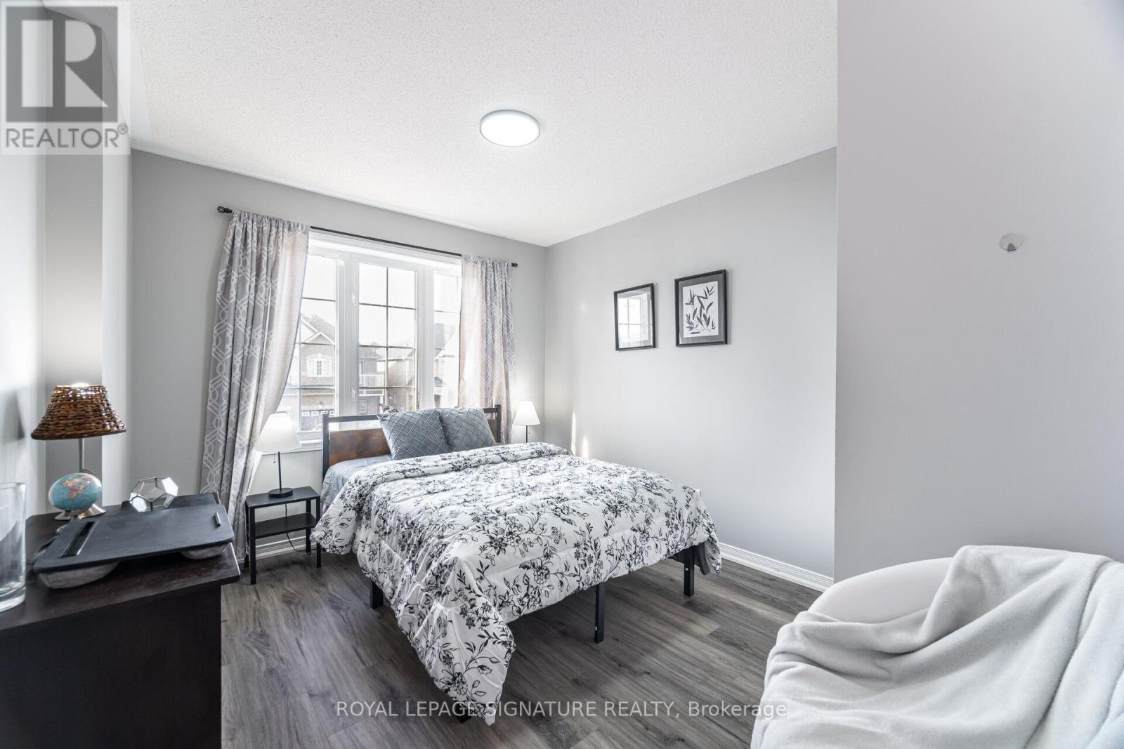Photo 28 of 3990 Skyview Street S, Mississauga ON