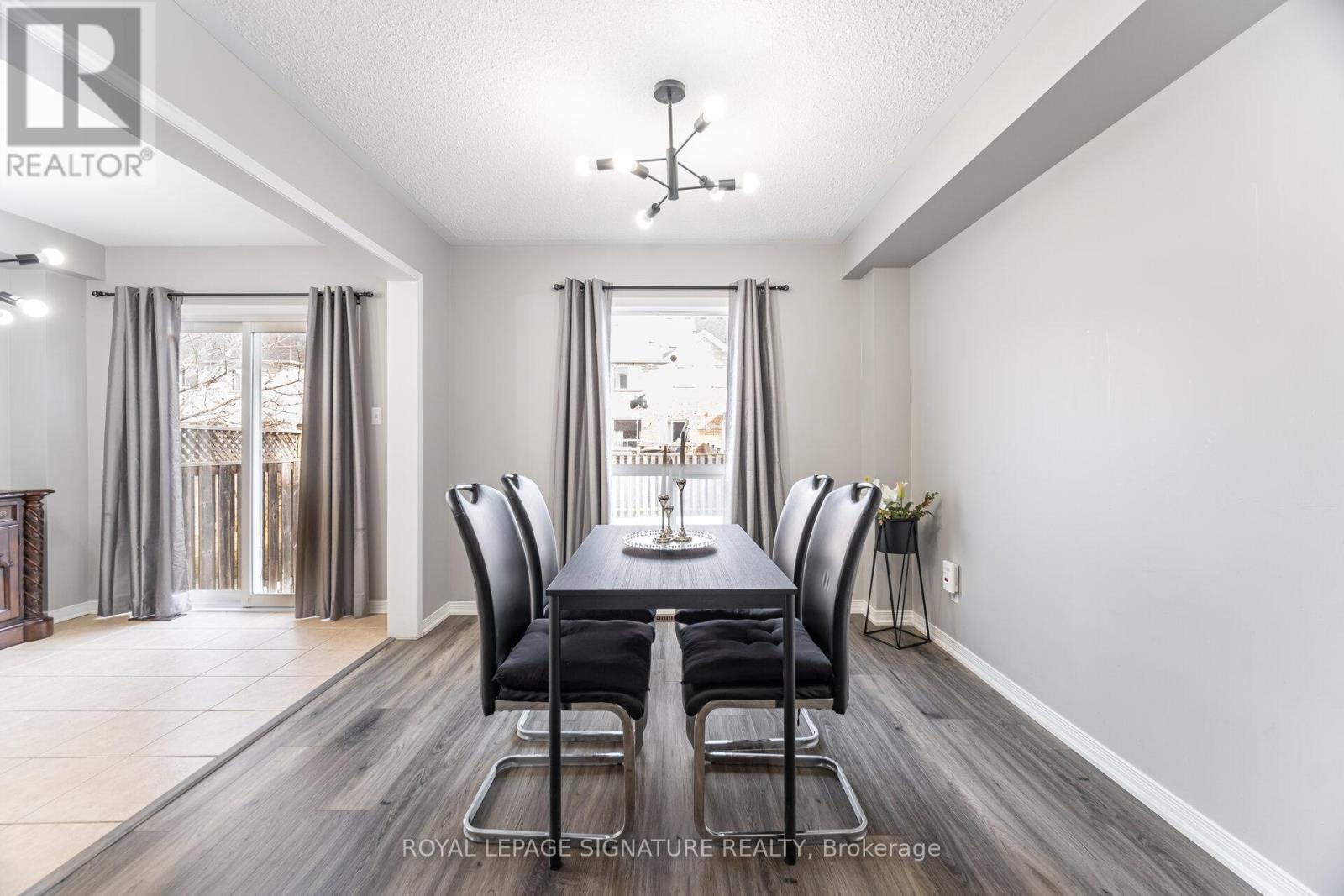 Photo 9 of 3990 Skyview Street S, Mississauga ON