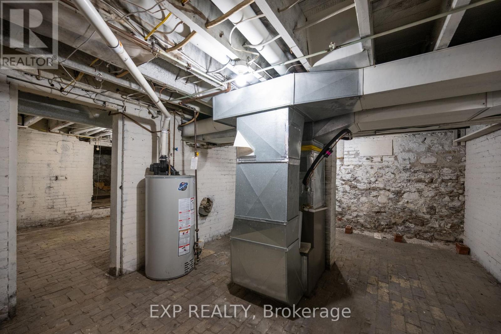 Photo 3 of 234 Hyman Street, London East ON