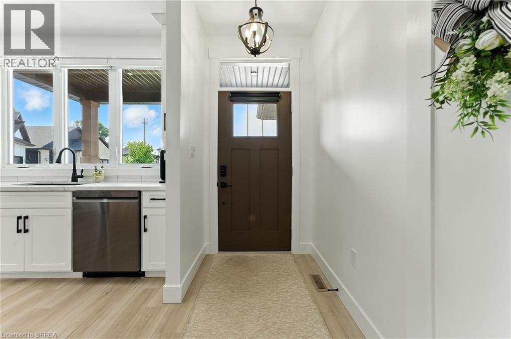 Photo 13 of 9 Macneil Court, Port Burwell ON