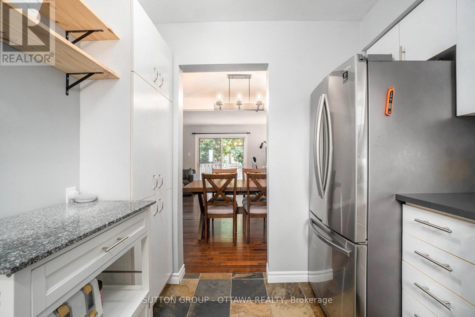Photo 8 of 6164 Brookside Lane, Ottawa ON