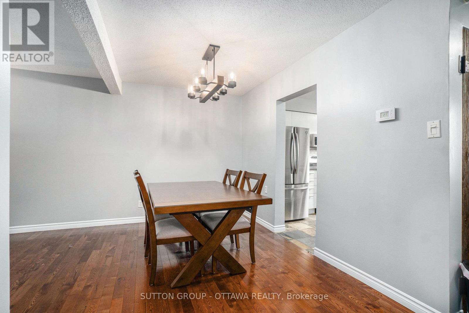 Photo 15 of 6164 Brookside Lane, Ottawa ON