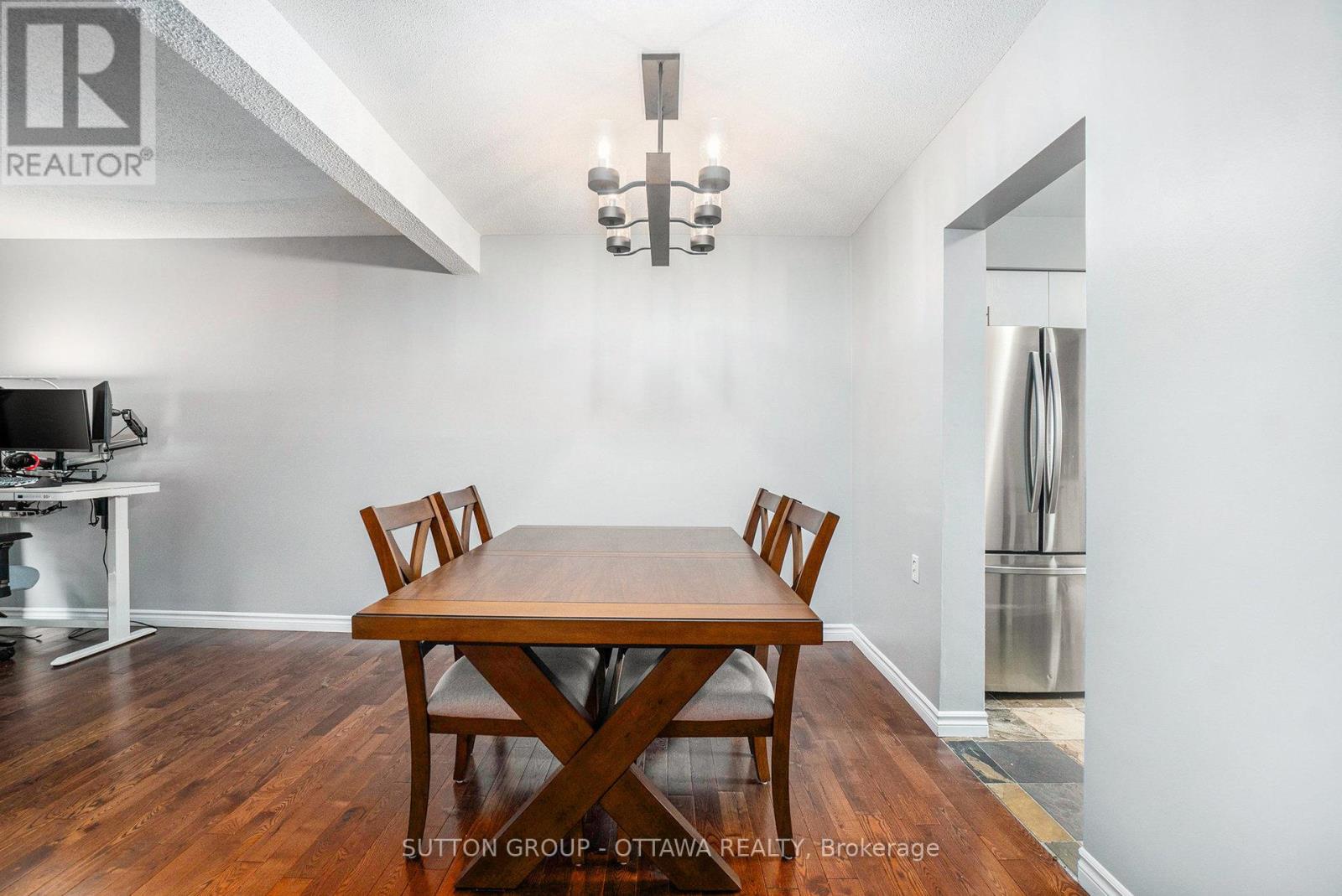 Photo 13 of 6164 Brookside Lane, Ottawa ON