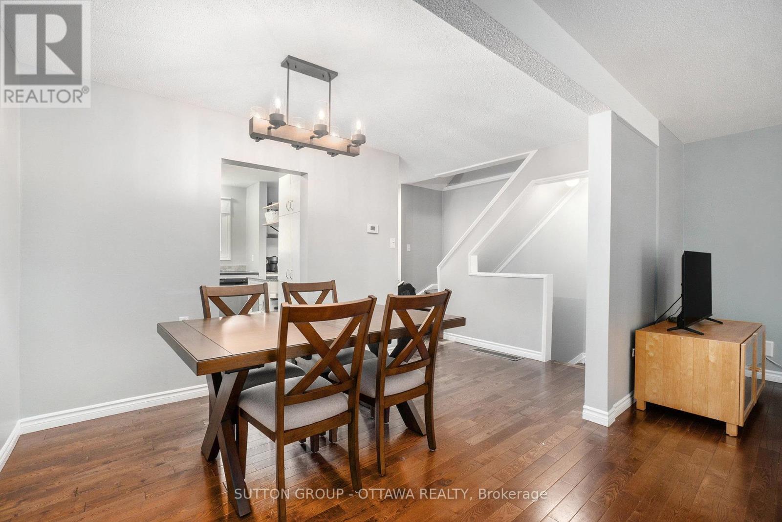 Photo 3 of 6164 Brookside Lane, Ottawa ON