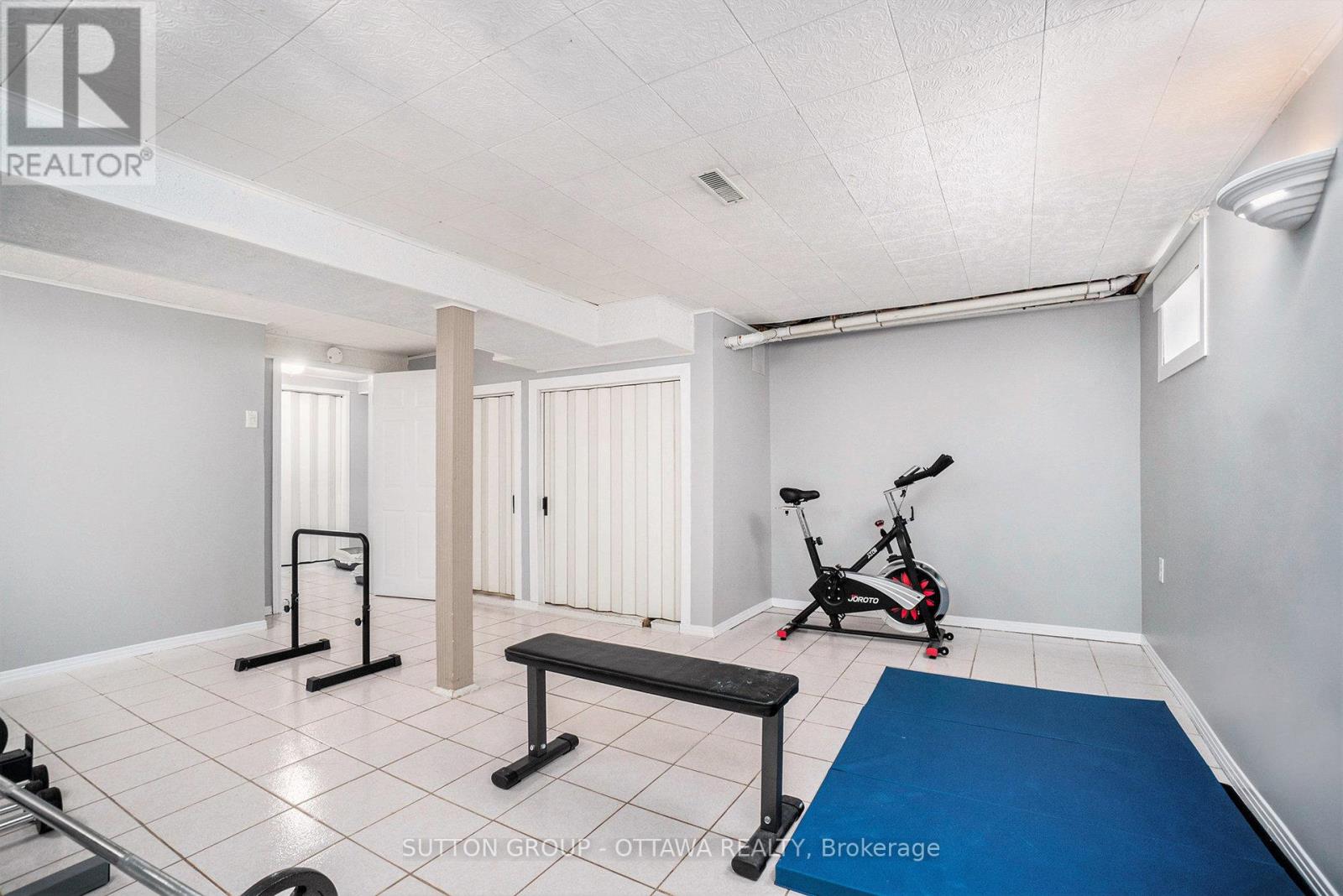 Photo 7 of 6164 Brookside Lane, Ottawa ON