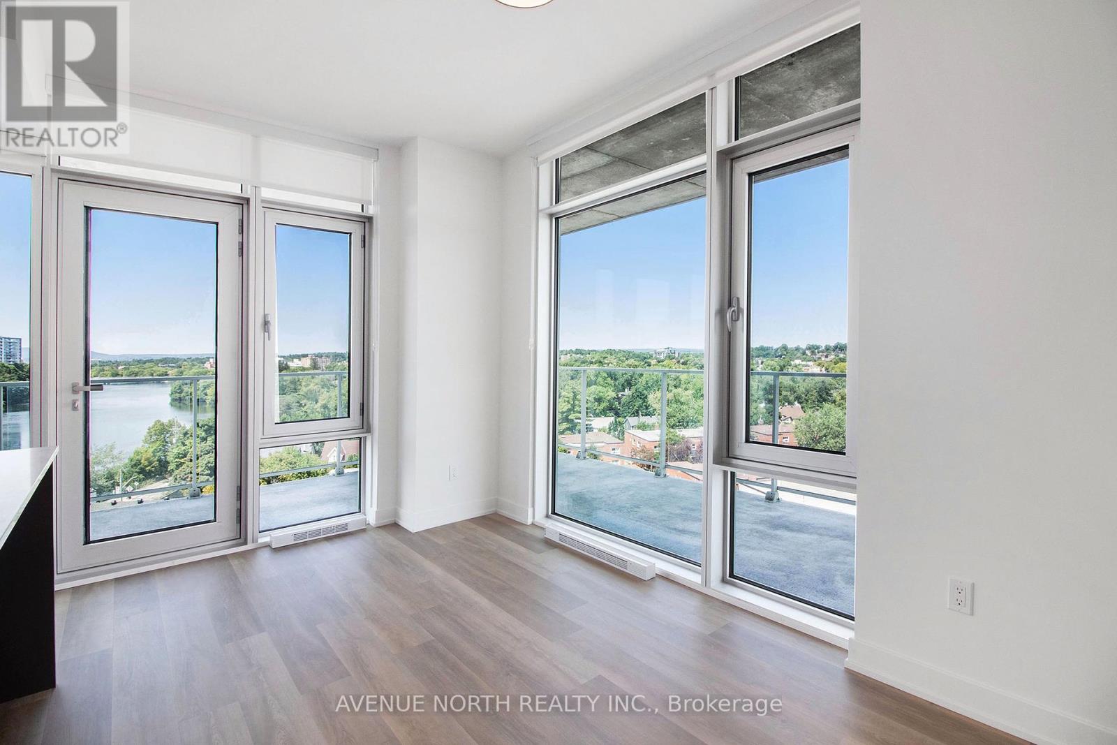 Photo 1 of 912 280 Montgomery Street, Ottawa ON
