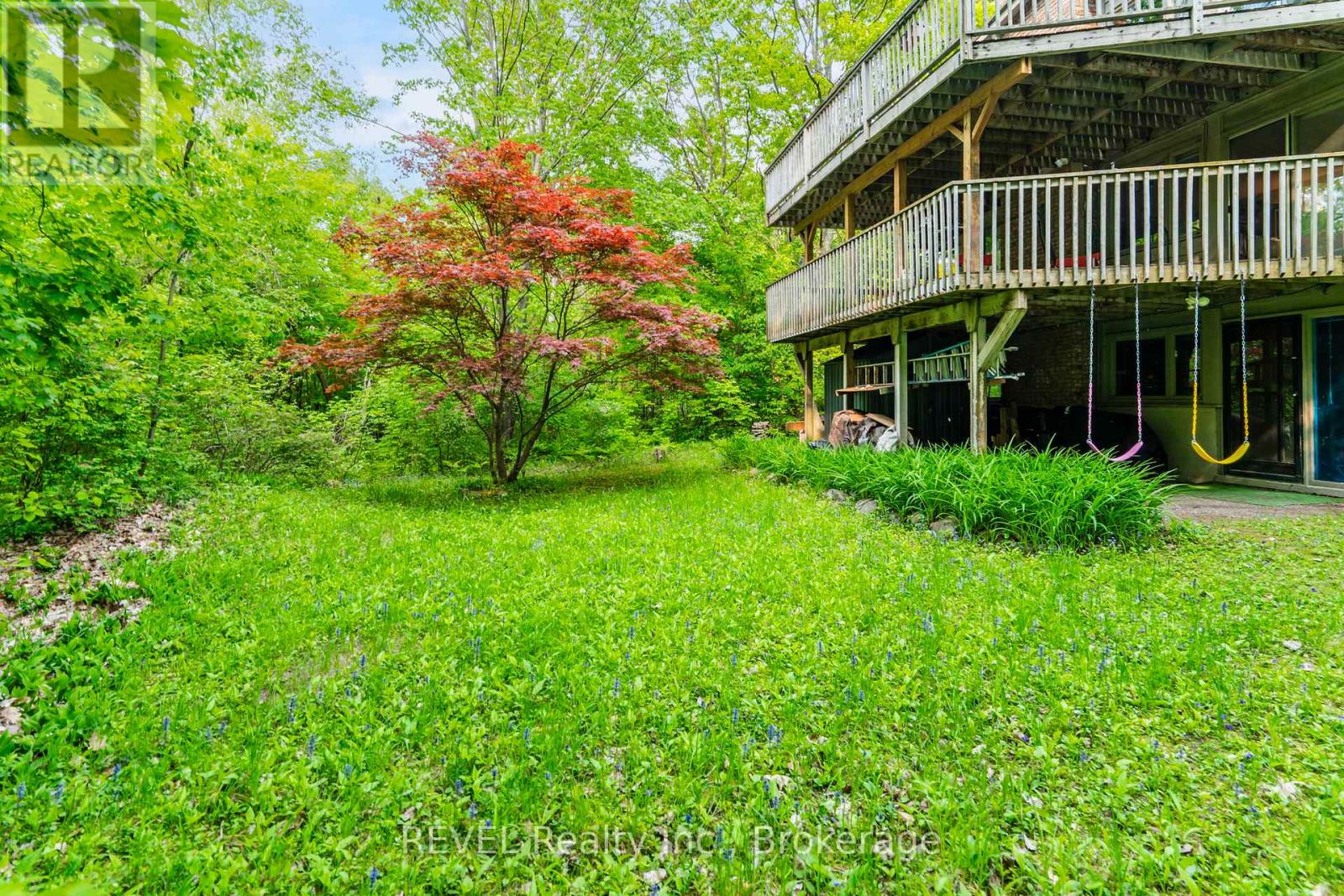 Photo 42 of 806 Victoria Street, Midland ON