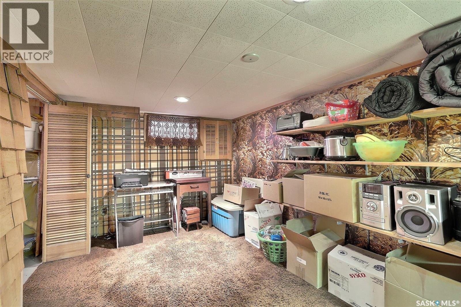 Photo 1 of 47 Laverendrye Way, Regina SK