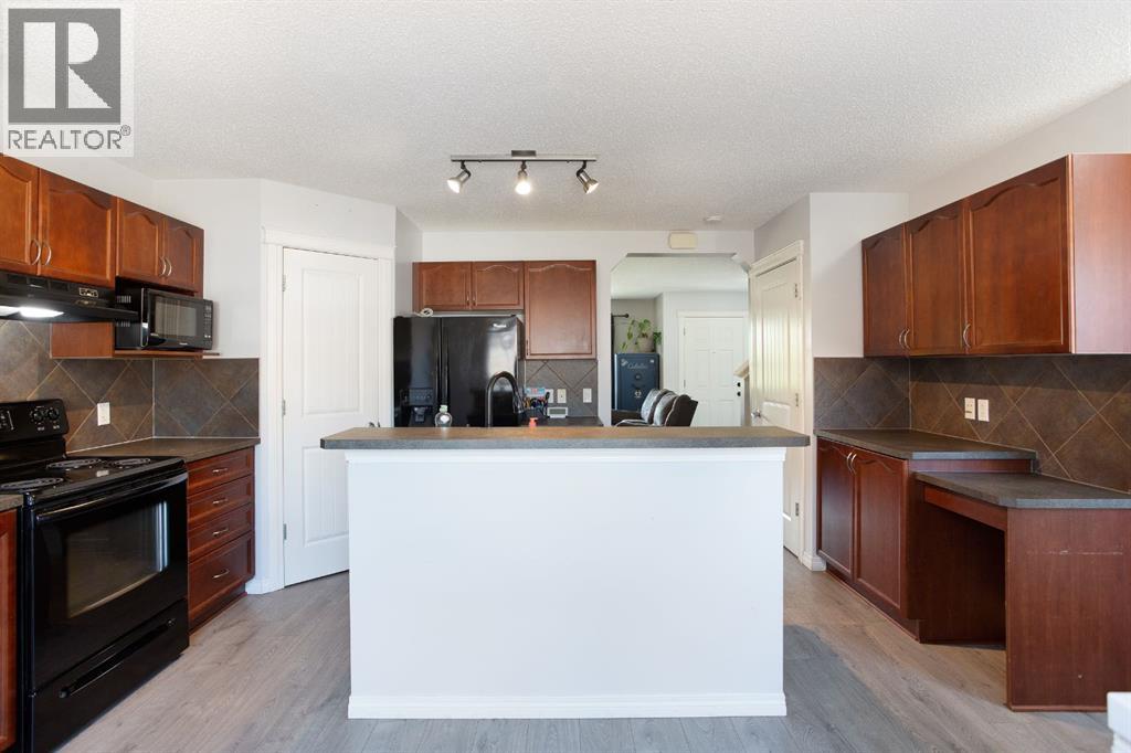 Photo 4 of 588 Morningside Park Sw, Airdrie AB