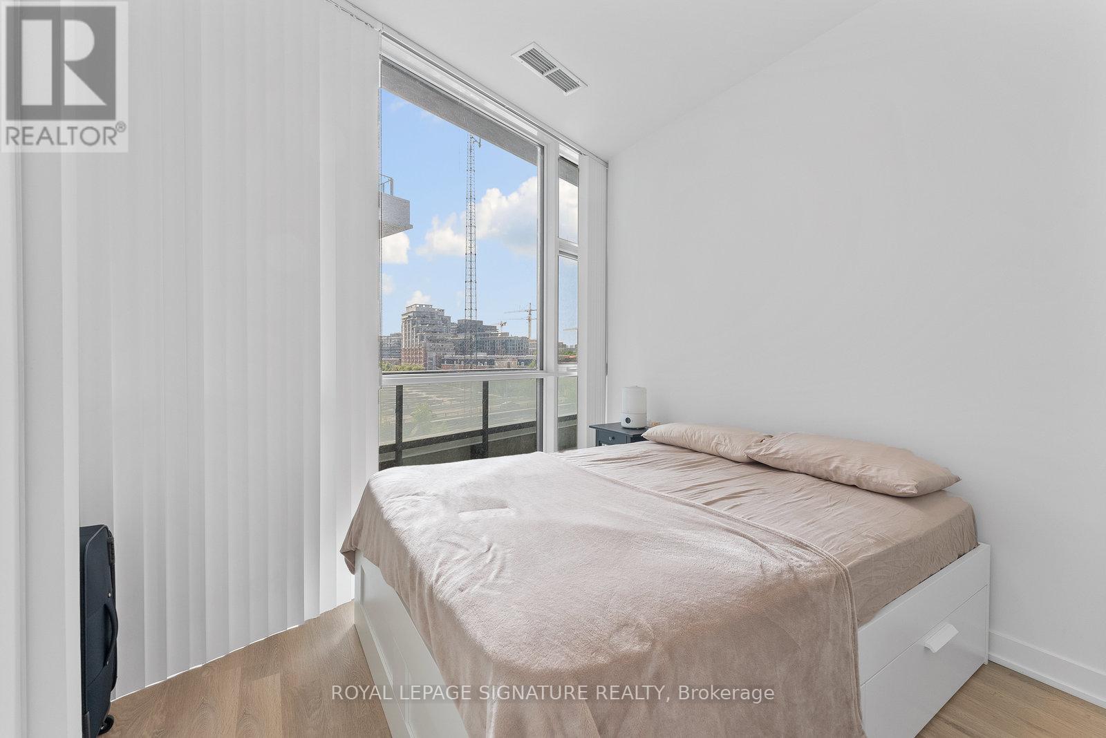 Photo 42 of 407 50 Ordnance Street, Toronto ON