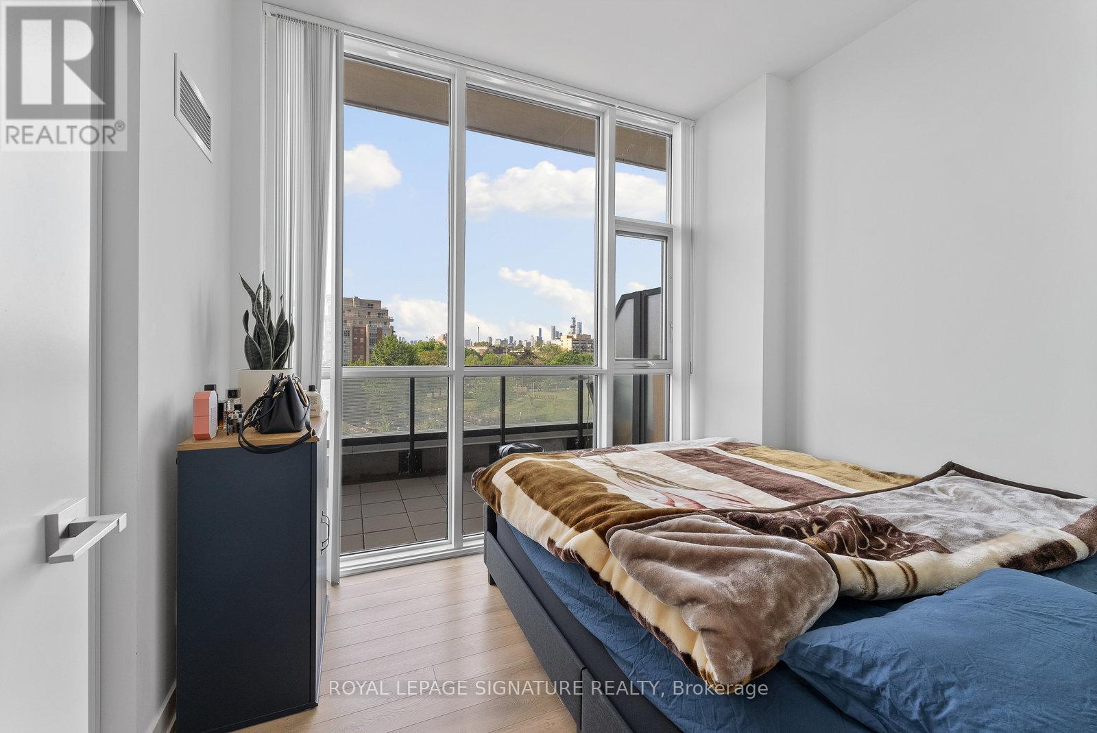 Photo 38 of 407 50 Ordnance Street, Toronto ON
