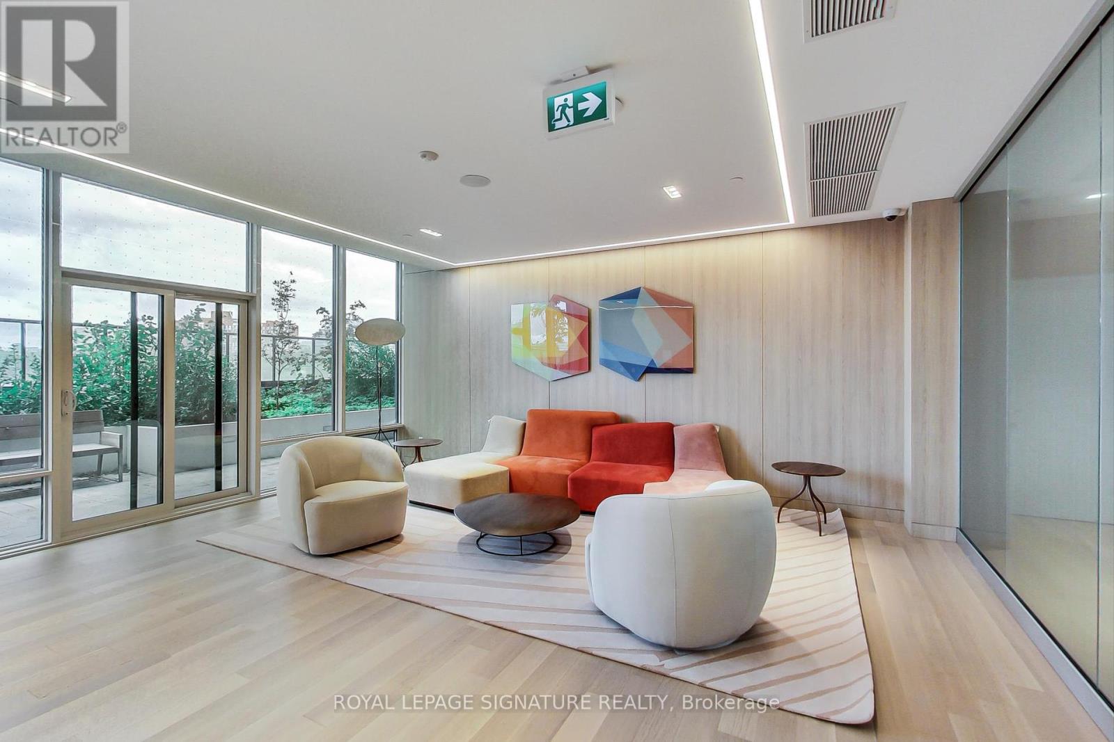 Photo 2 of 407 50 Ordnance Street, Toronto ON