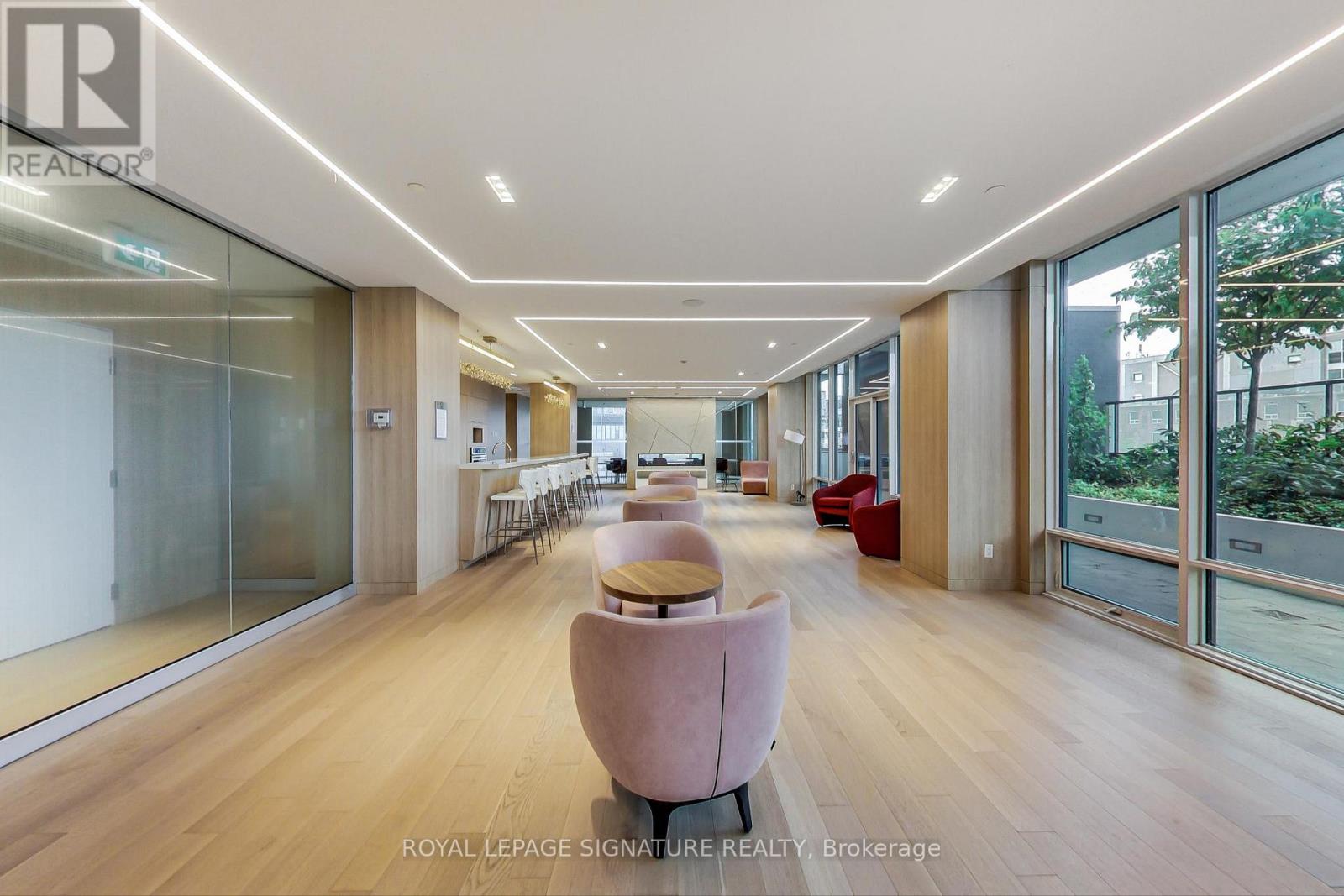 Photo 4 of 407 50 Ordnance Street, Toronto ON
