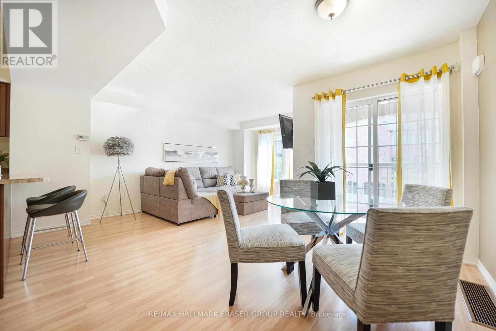 Photo 4 of 18 Silvester Street, Ajax ON