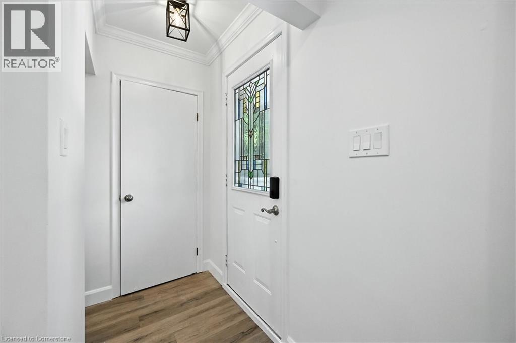 Photo 5 of 157 West 19th Street, Hamilton ON