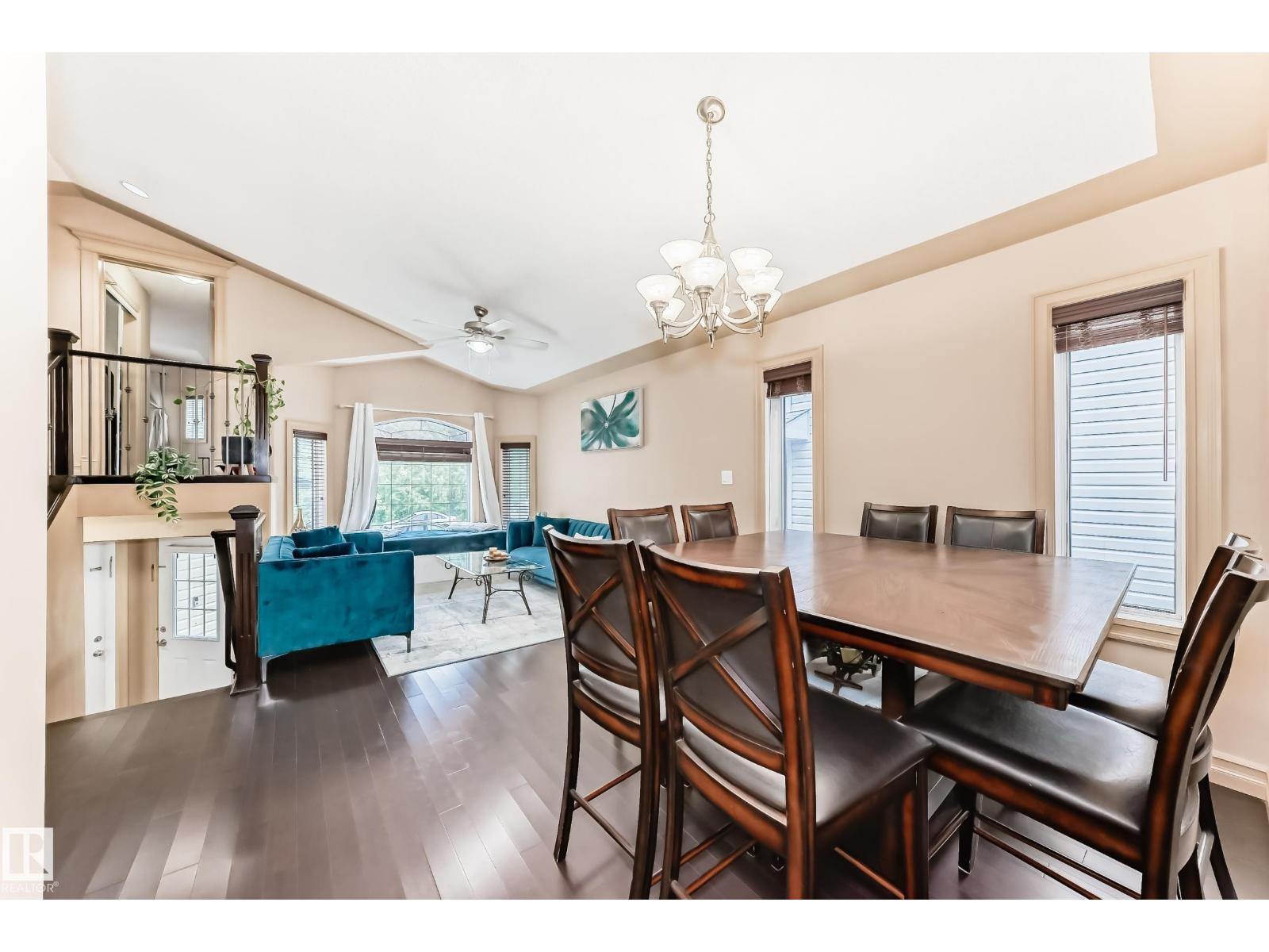 Photo 2 of 1913 33 B Av Nw, Edmonton AB