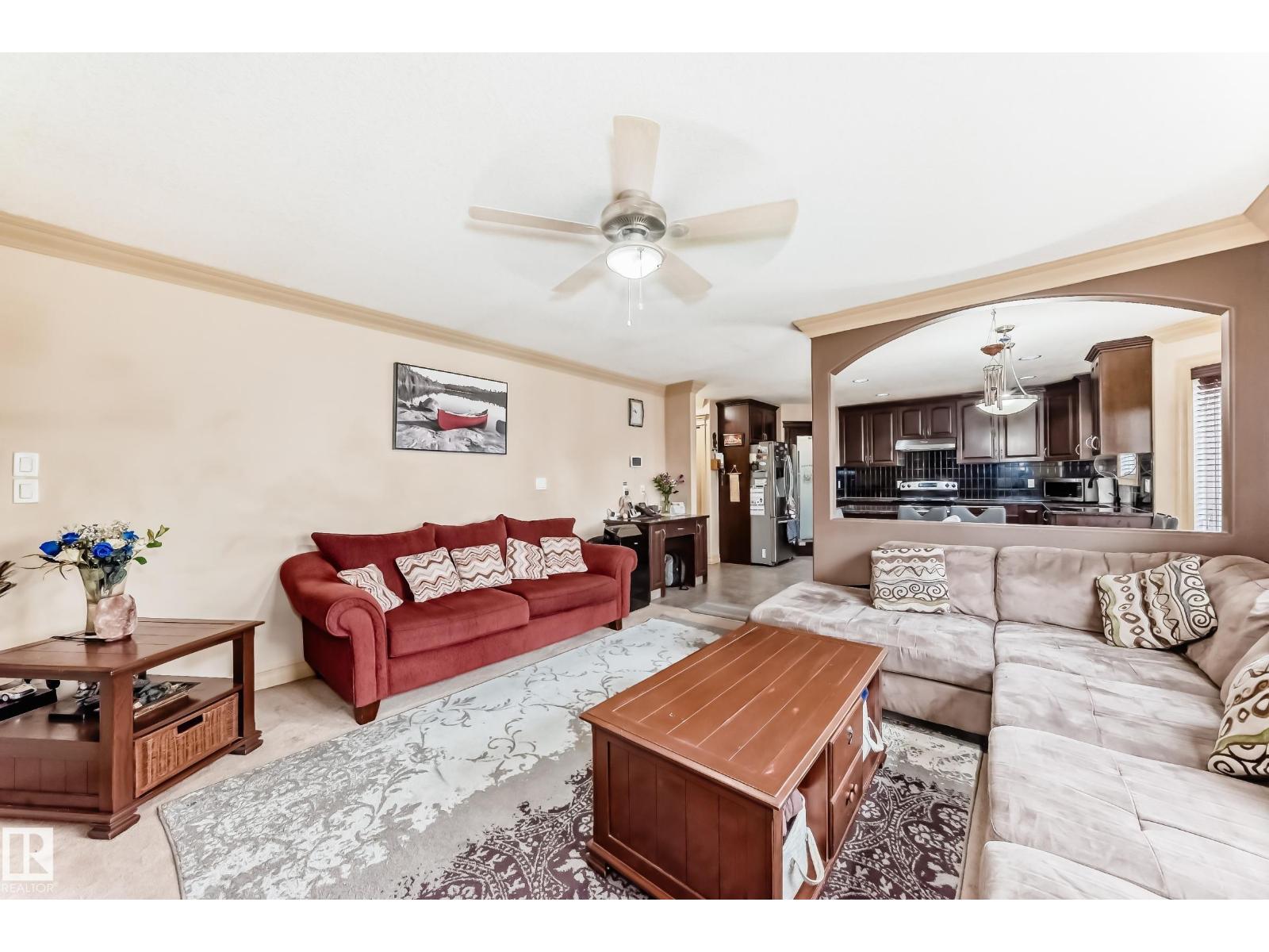 Photo 4 of 1913 33 B Av Nw, Edmonton AB