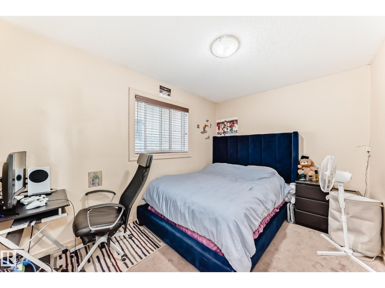 Photo 21 of 1913 33 B Av Nw, Edmonton AB