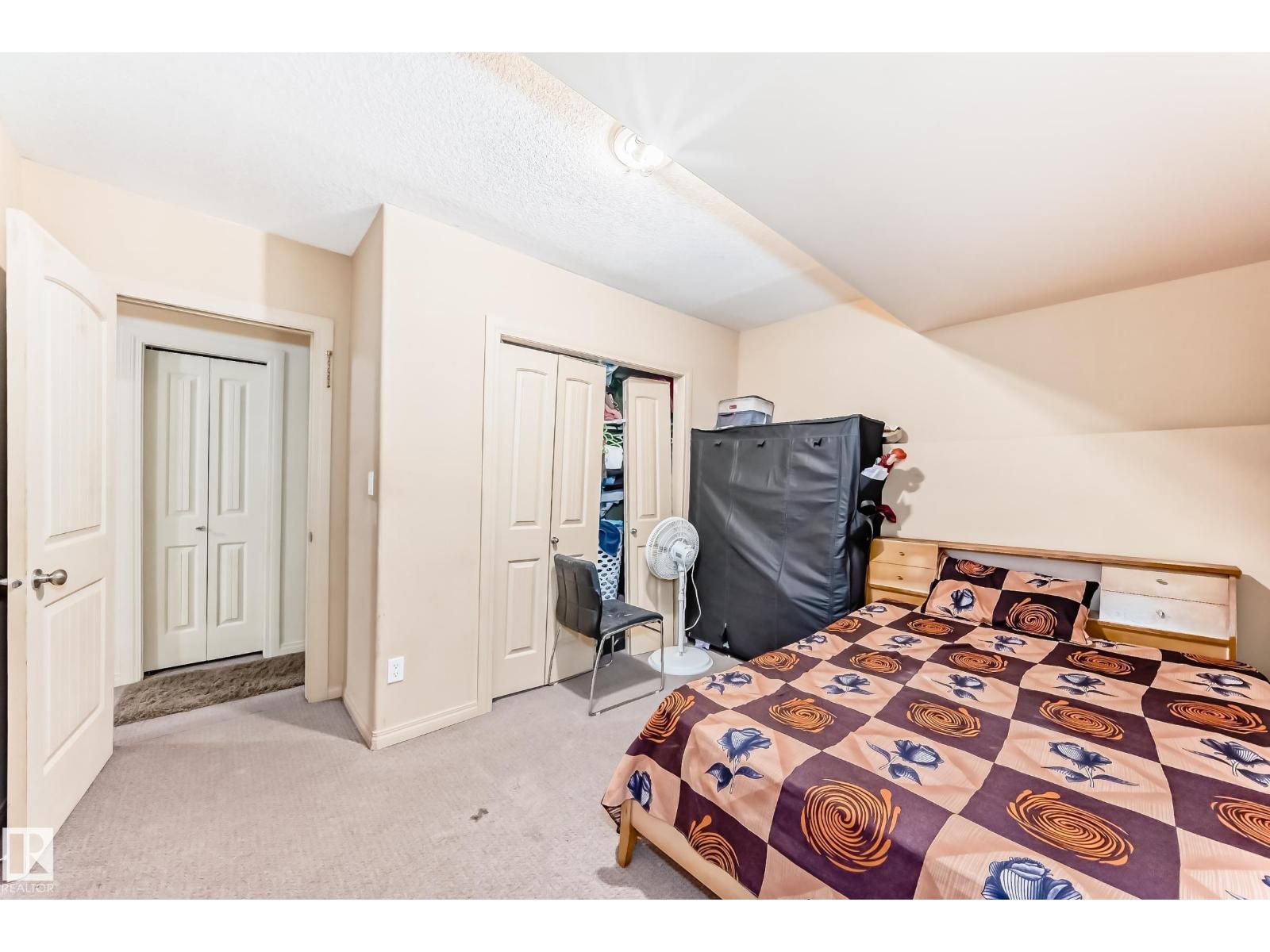 Photo 61 of 1913 33 B Av Nw, Edmonton AB