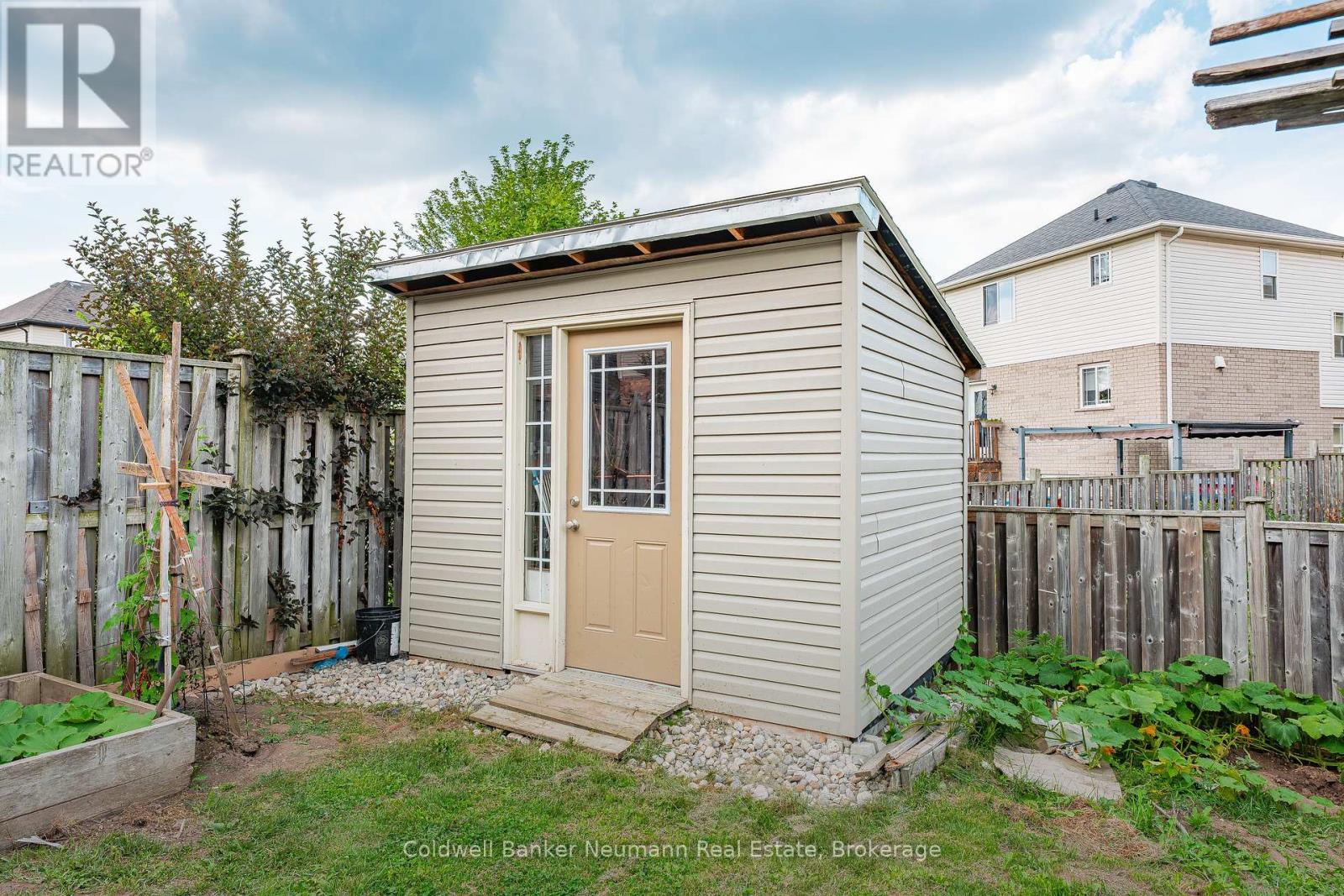 Photo 36 of 40 Laughland Lane, Guelph ON