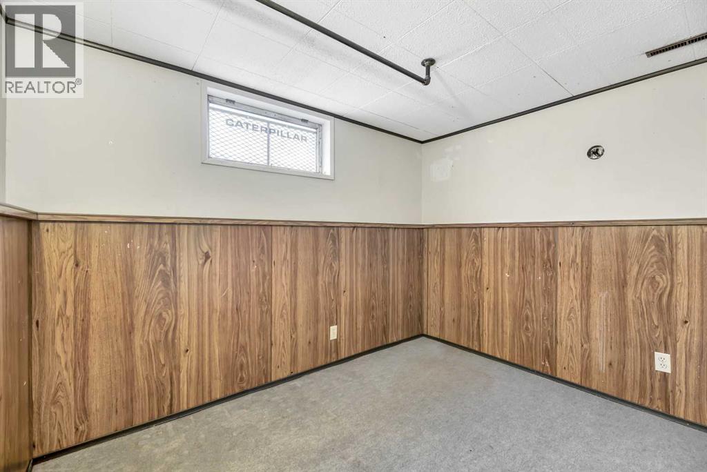 Single Family House Bungalow for Sale in  Windermere Road SW Wildwood Calgary 