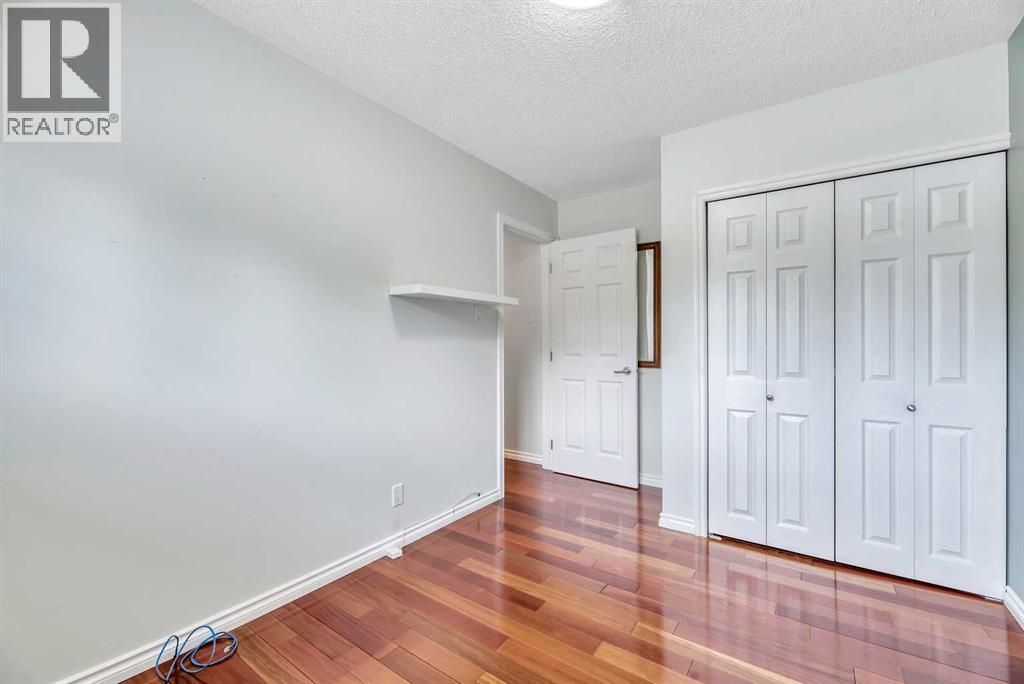 Single Family House Bungalow for Sale in  Windermere Road SW Wildwood Calgary 