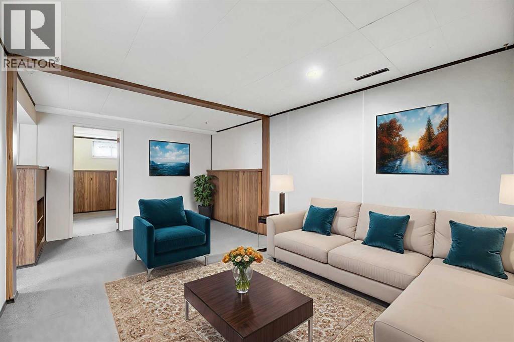 Single Family House Bungalow for Sale in  Windermere Road SW Wildwood Calgary 