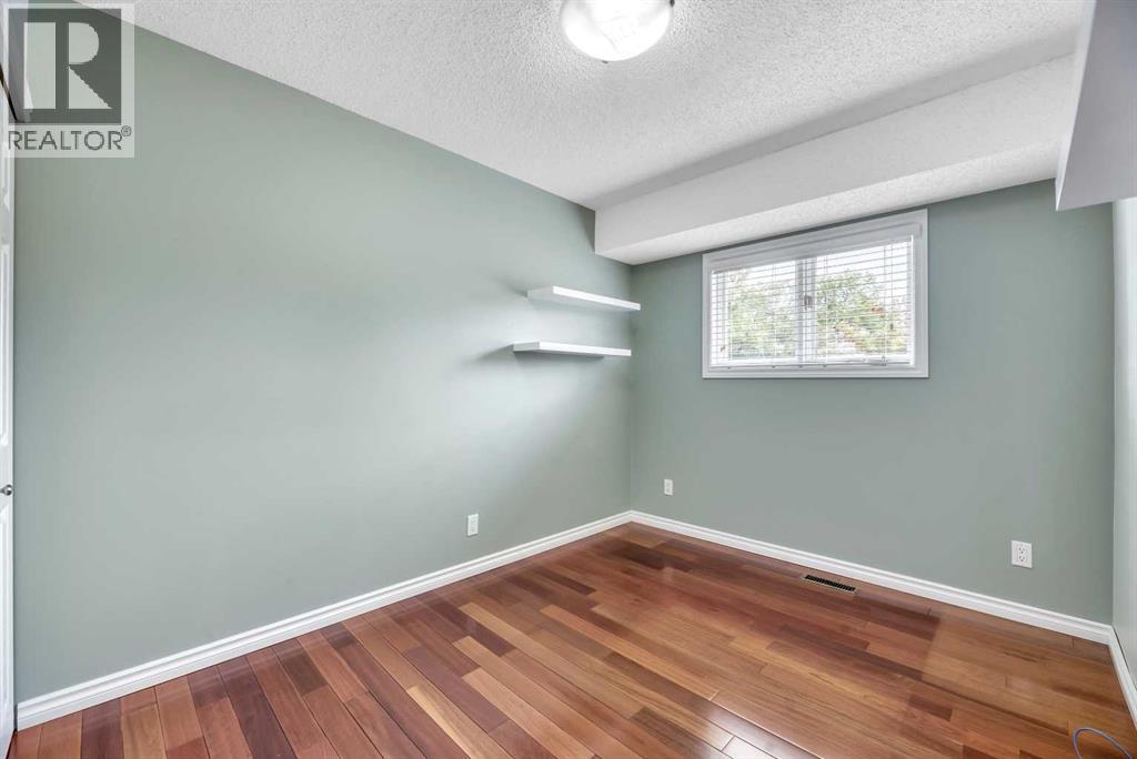 Single Family House Bungalow for Sale in  Windermere Road SW Wildwood Calgary 