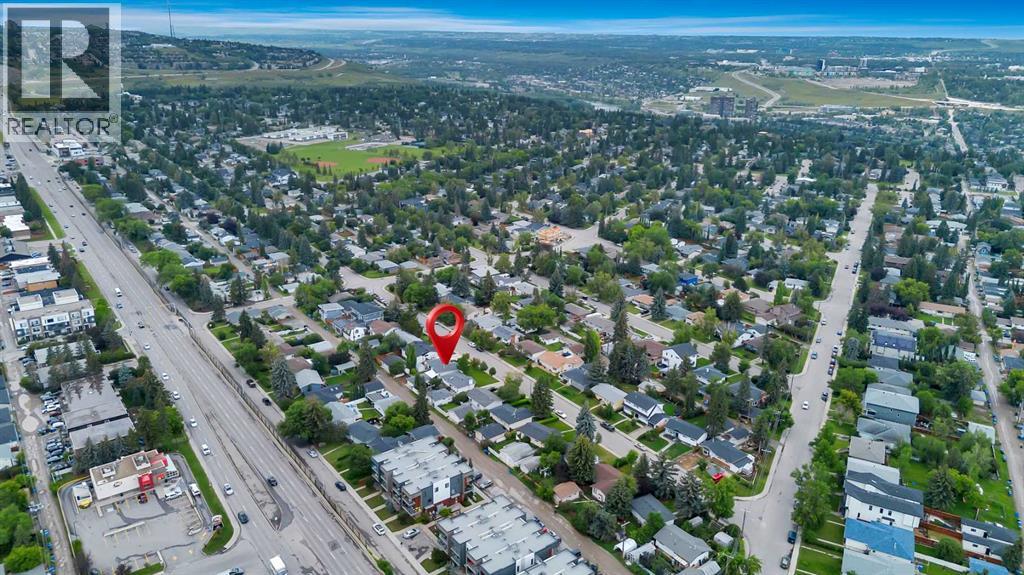Single Family House Bungalow for Sale in  Windermere Road SW Wildwood Calgary 