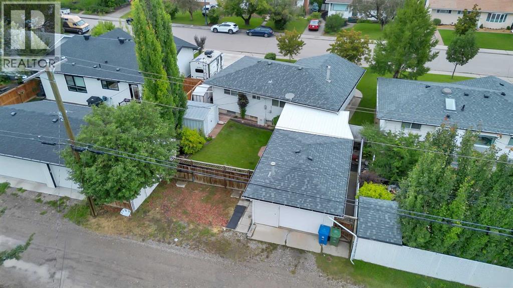 Single Family House Bungalow for Sale in  Windermere Road SW Wildwood Calgary 