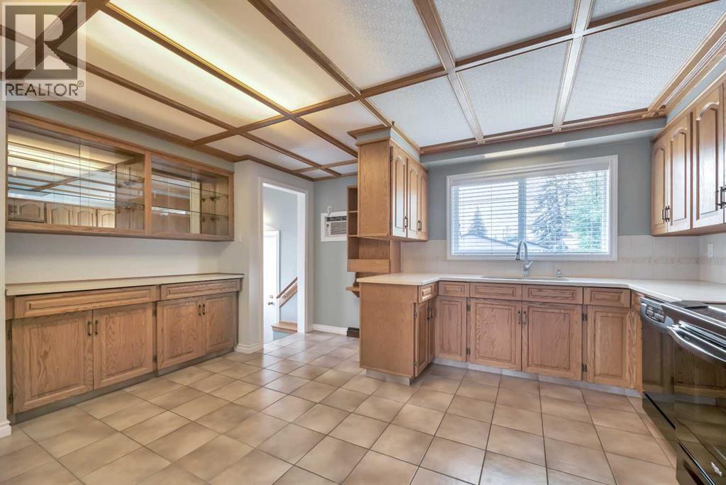 Single Family House Bungalow for Sale in  Windermere Road SW Wildwood Calgary 