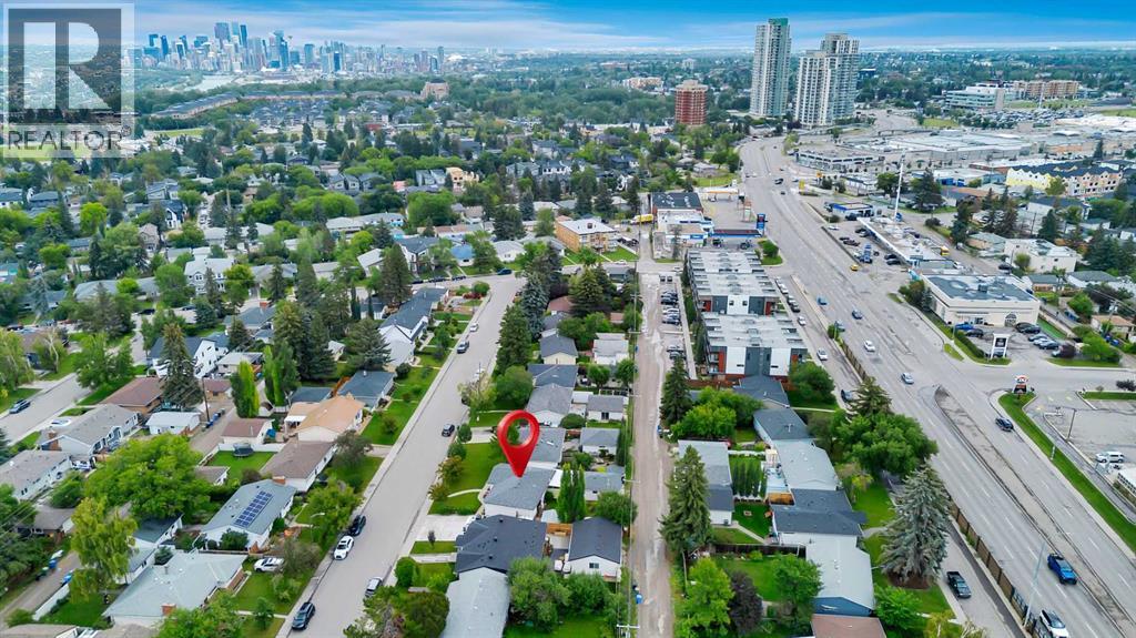 Single Family House Bungalow for Sale in  Windermere Road SW Wildwood Calgary 