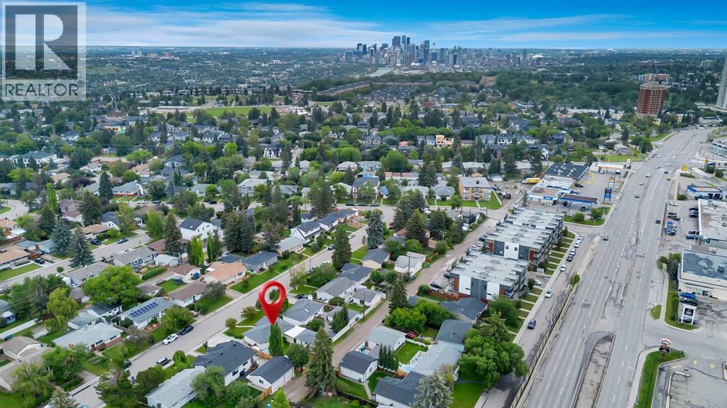 Single Family House Bungalow for Sale in  Windermere Road SW Wildwood Calgary 