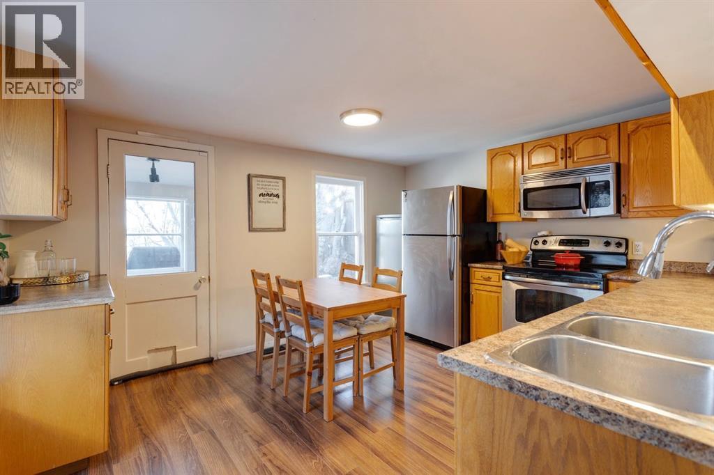 Single Family House for Sale in  Parkhill Street SW Parkhill Calgary 