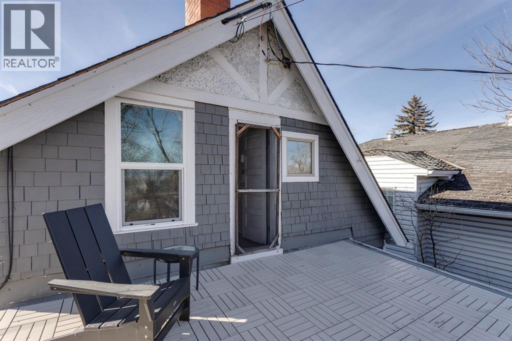 Single Family House for Sale in  Parkhill Street SW Parkhill Calgary 