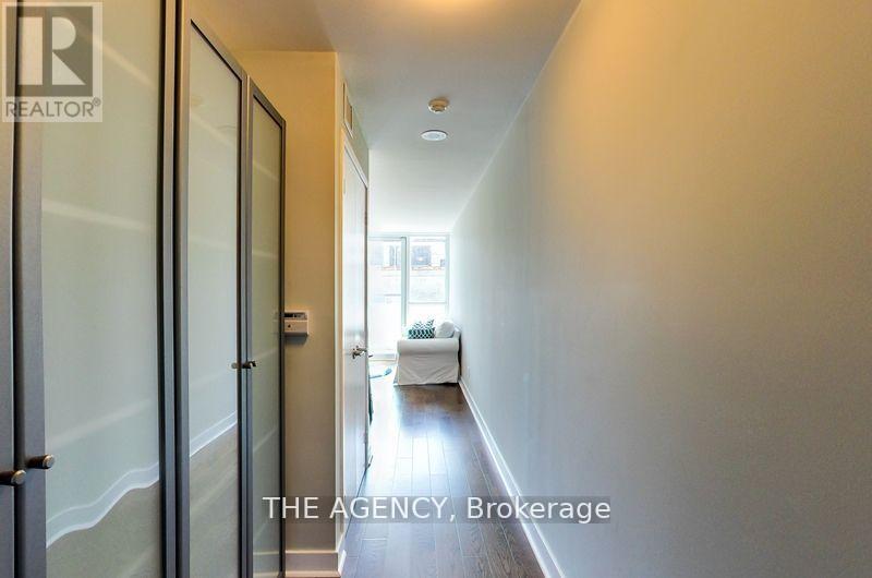 Photo 2 of 211 320 Richmond Street E, Toronto ON