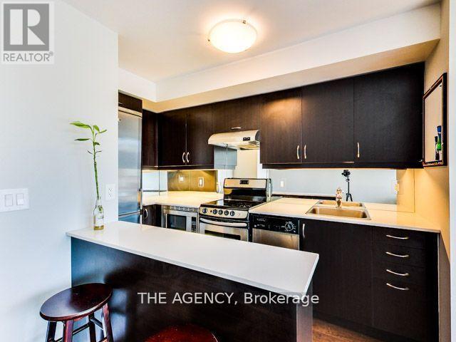 Photo 6 of 211 320 Richmond Street E, Toronto ON