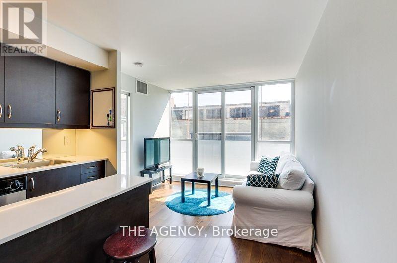 Photo 4 of 211 320 Richmond Street E, Toronto ON