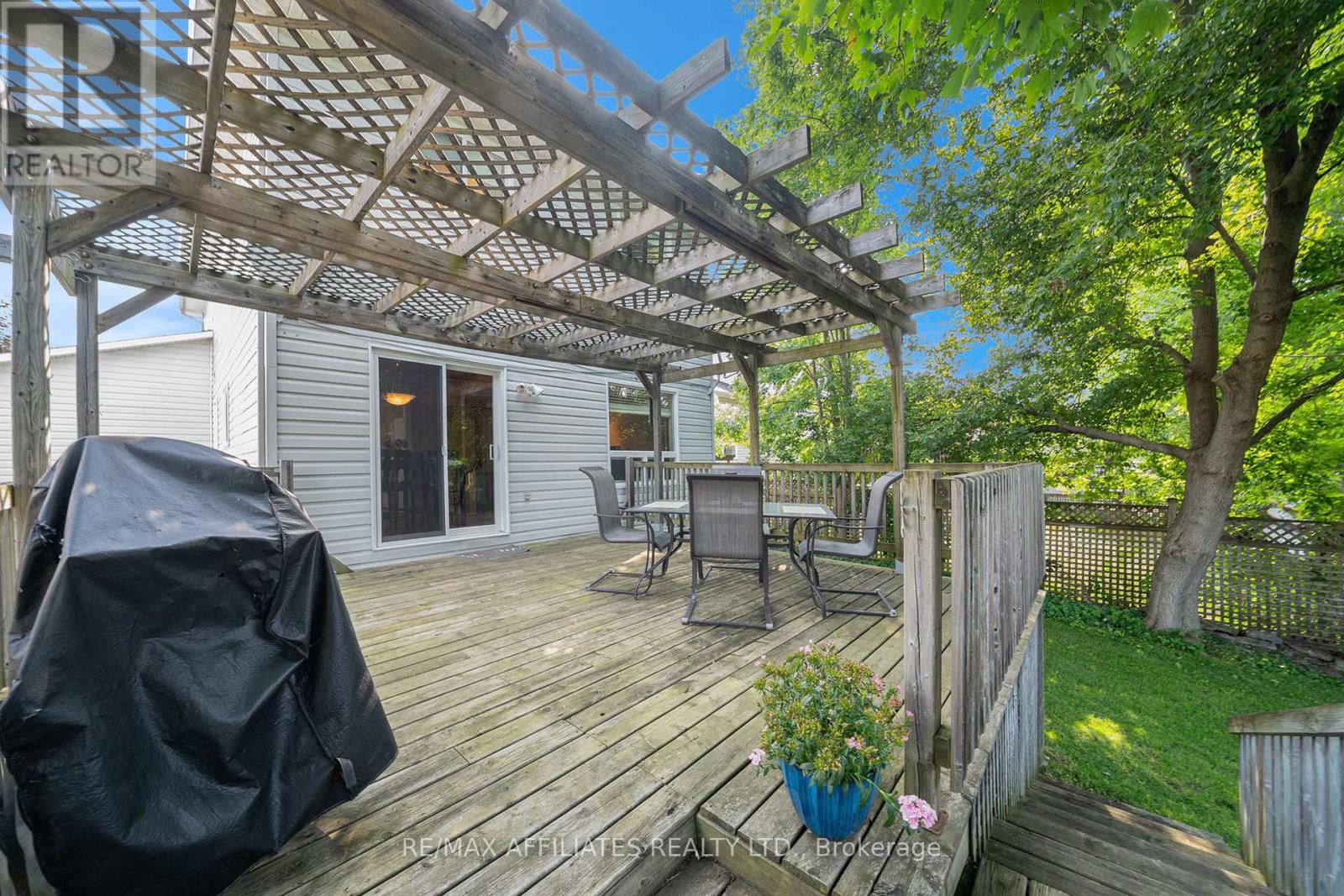Photo 35 of 516 Joseph Street, Carleton Place ON