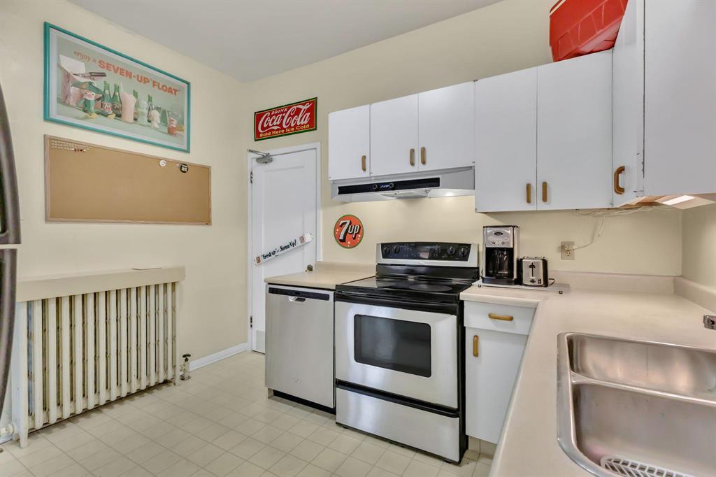 Photo 3 of 961 Dorchester Avenue, Winnipeg MB