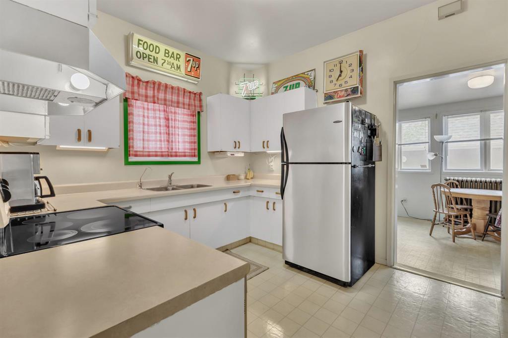 Photo 17 of 961 Dorchester Avenue, Winnipeg MB
