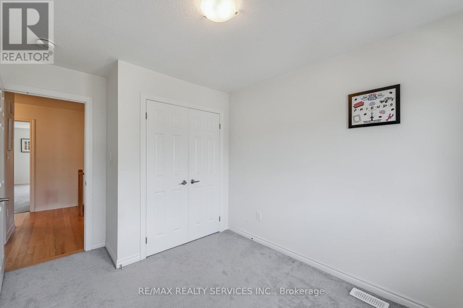 Photo 28 of 49 Bayardo Drive, Oshawa ON