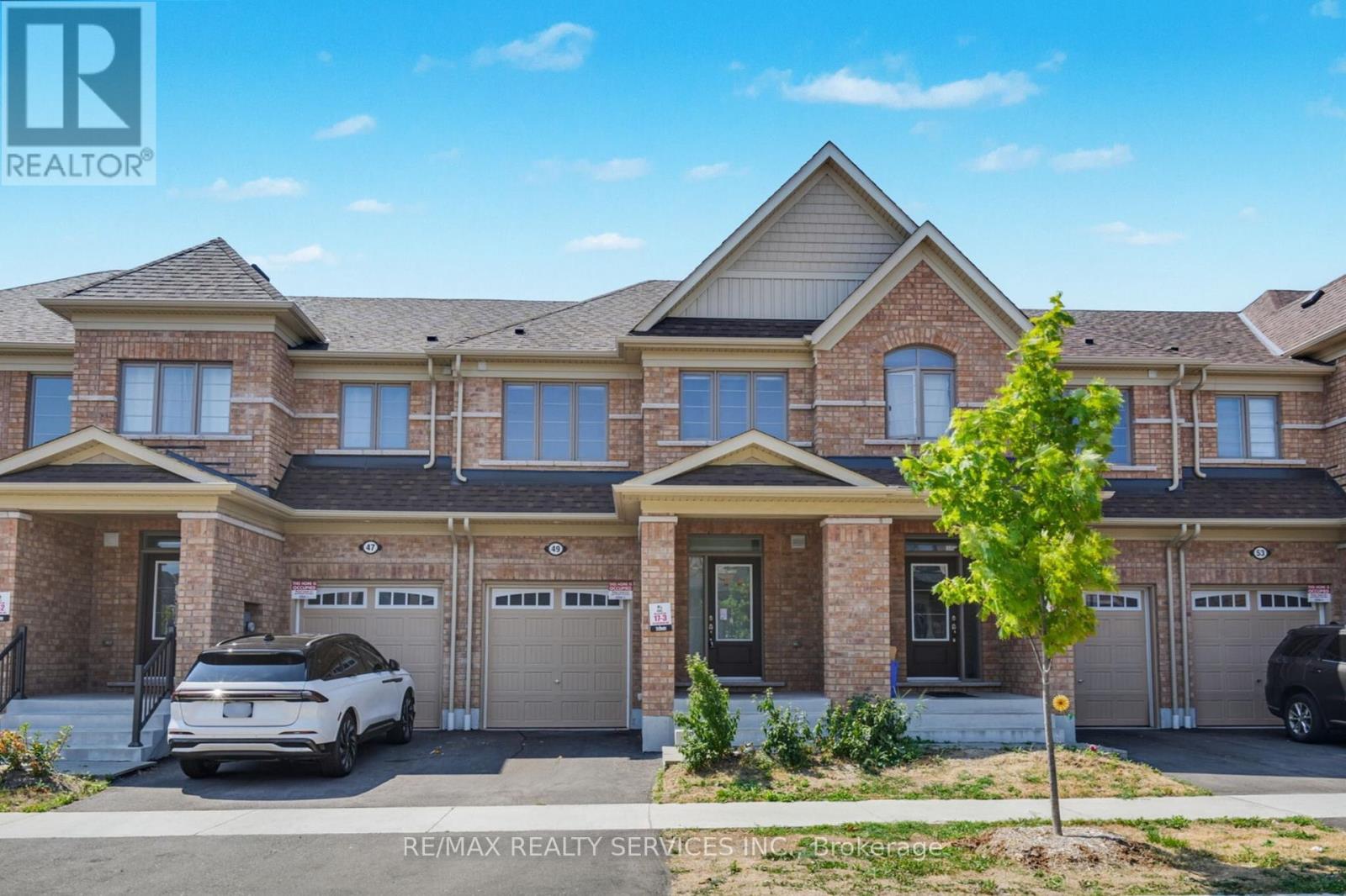 Photo 30 of 49 Bayardo Drive, Oshawa ON