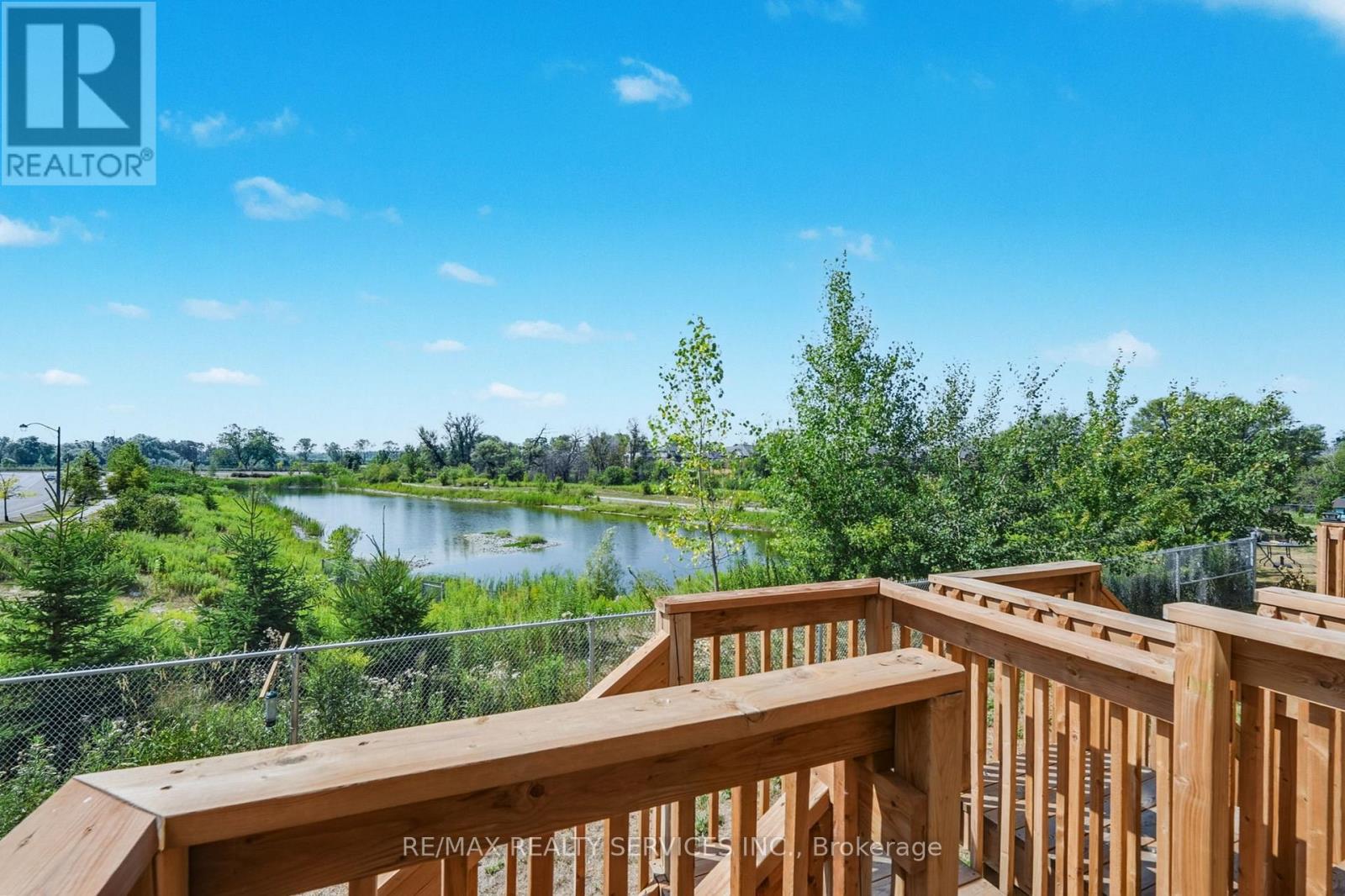 Photo 22 of 49 Bayardo Drive, Oshawa ON